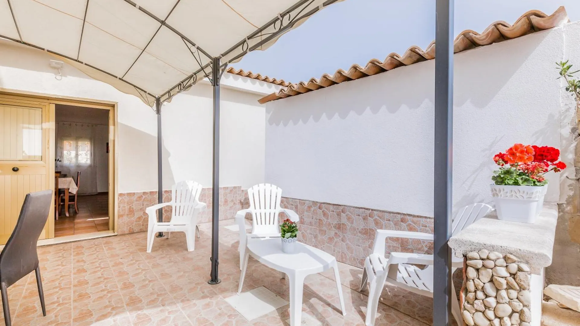 אבולה Villa Miranda Near The Sandy Beach, Parking & Wifi